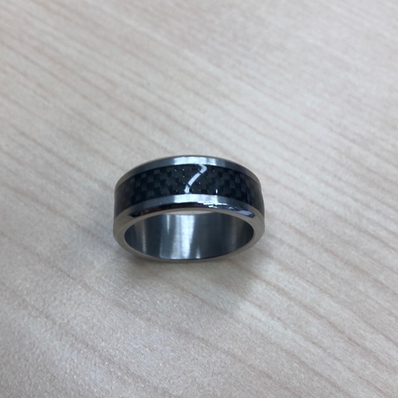 Ring - Picture 3 of 5